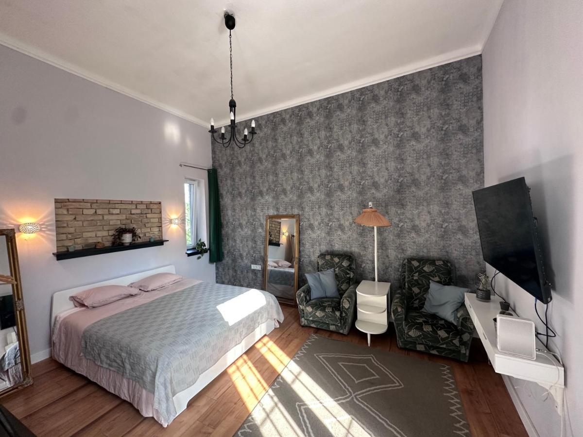 Centrally Located Studio near Keleti Pályaudvar Budapeste Exterior foto